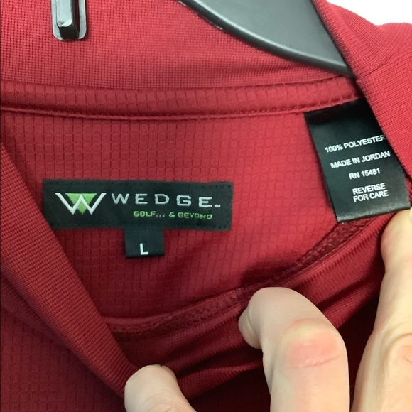 Men's WEDGE L Large Golf Shirt Mockneck Red Burgundy Short Sleeve Top Dri Fit - Picture 6 of 7